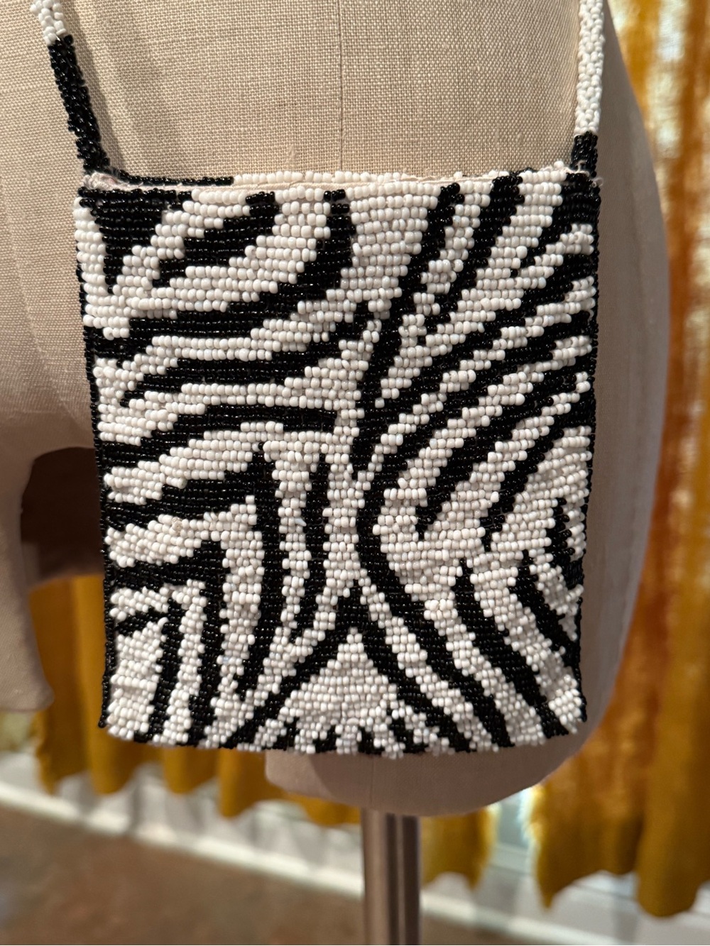 Black & White Beaded Crossbody Bag - Picture 4 of 4